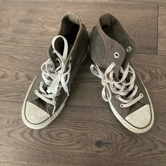 Converse Chuck Taylor All Stars Gray Studded Hi High Top Ankle Boots Sneakers - Picture 4 of 10